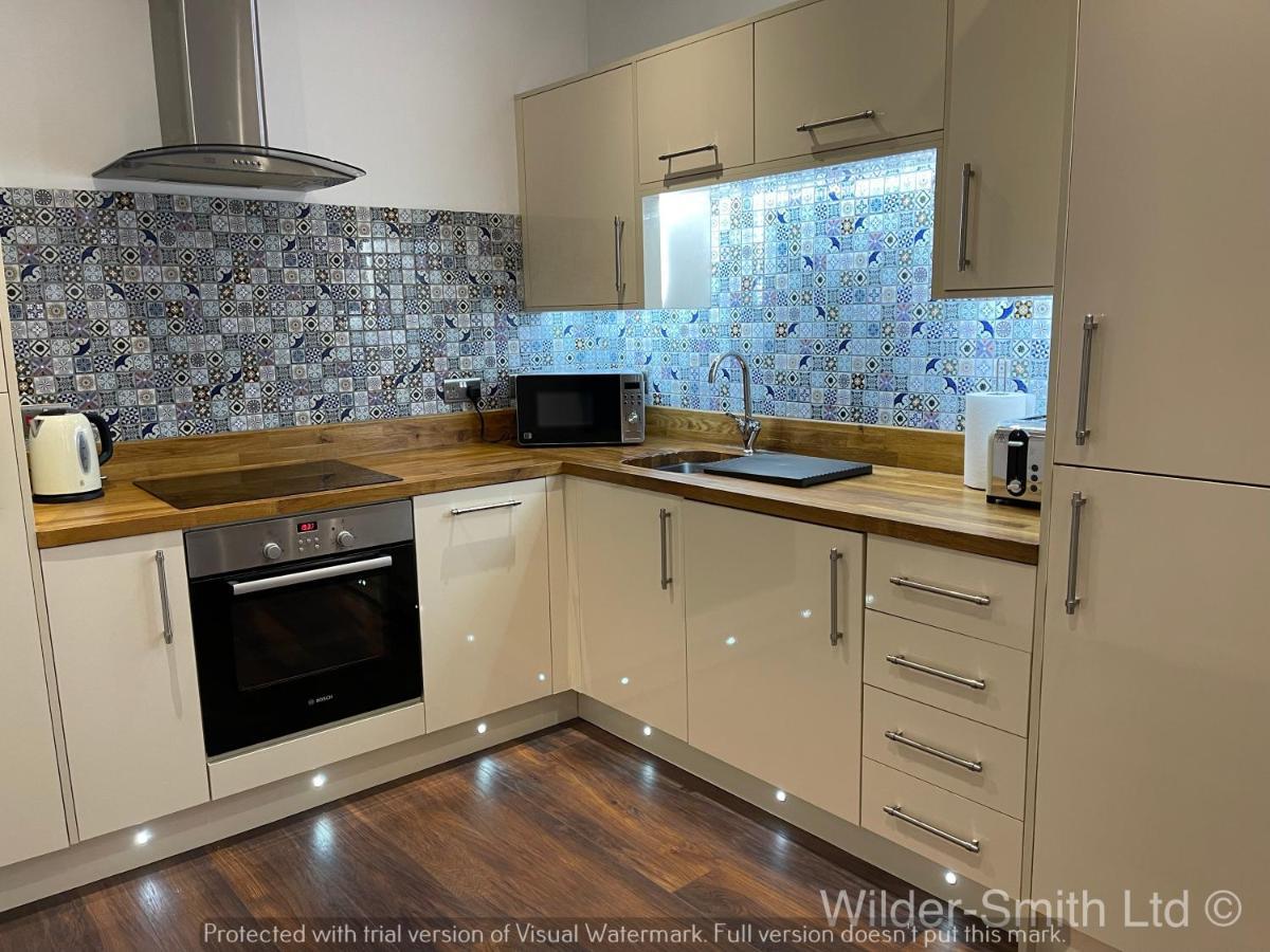 Stylish 2-Bed Luxury Apartment In Nottingham City Exterior foto